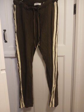 NYL Womens M Brown White Stripe Pants